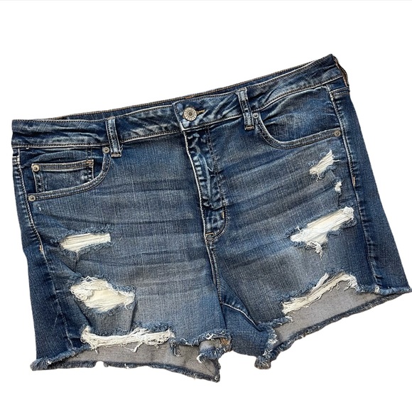American Eagle Outfitters Pants - American Eagle Hi-Rise Shortie Jean shorts size 18